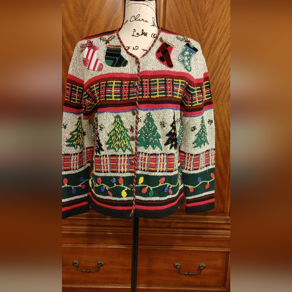 Susan Bristol Christmas sweater, red,cream, green, multi, size M